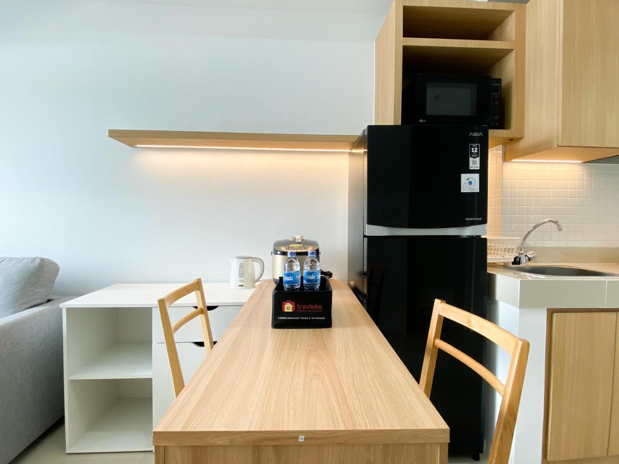 Homey 1br At Vasanta Innopark By Travelio * Bekasi